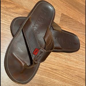 Tommy Bahama flip flops